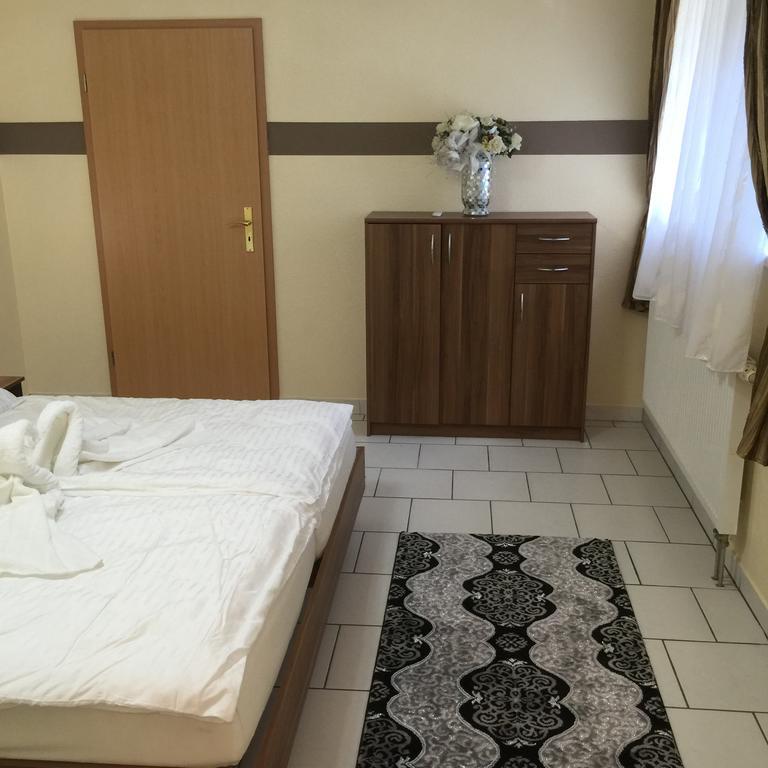 Boulevard Apartment Раунхайм Экстерьер фото